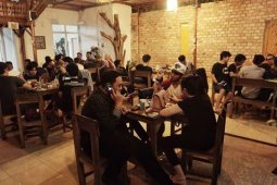 Warung kopi berkonsep santai di Kopi Benk