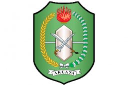 Sejumlah mualaf di Kapuas Hulu terima piagam beragama Islam