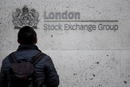 Indeks FTSE-100 Inggris menguat 0,85 persen