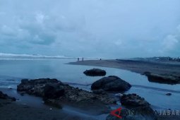 Jelang akhir tahun pantai selatan Cianjur sepi pengunjung
