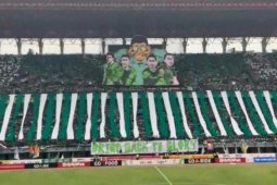 Gol Tunggal Fandi Eko Utomo Menangkan Persebaya Atas PSIS