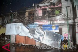 Ratusan rumah di Kota Bogor rusak akibat puting beliung