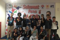 Mahasiswa Universitas Pancasila raih 15 medali kejuaran karate