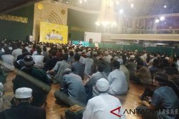 Pemkot Bandung gelar zikir bersama saat malam Tahun Baru
