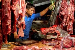Harga daging sapi di Tapsel naik, cabai merosot