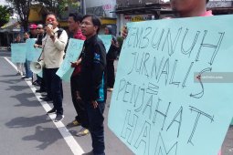 Diawali Jalan Mundur, Aliansi Jurnalis Jember Demo Tolak Remisi Pembunuh Jurnalis