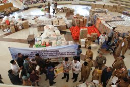 Bantuan Logistik Bagi Korban Tsunami Di Banten Terus Mengelir