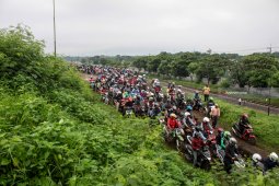 Hindari Banjir Jalan Raya Porong
