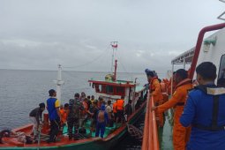 Basarnas selamatkan 17 nelayan di perairan Mayau