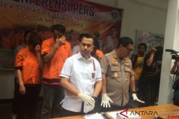 Pedangdut "Caca Duo Molek" Tertangkap Gunakan Narkoba Di Kediamannya