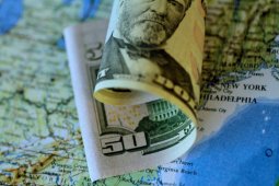 Dolar catat pekan terburuk 2019, sterling di bawah tertinggi 9-bulan