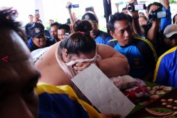 Evakuasi Perempuan 350 Kilogram
