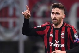 Dua gol dongkrak posisi AC Milan ke peringkat empat