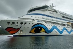 Tiga kapal pesiar singgah di Lombok awal 2019