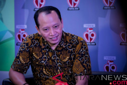 Tindak tegas penunggang gelap bansos demi pilkada