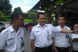 Artis Vanessa dan Avriellia Berpamitan ke Polda Jatim Tinggalkan Surabaya
