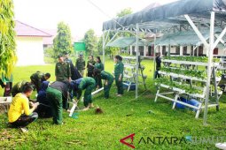 Mahasiswa Polbangtan Medan kembangkan budidaya hidroponik