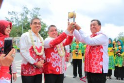 Wali Kota Persembahkan Adipura Untuk Masyarakat