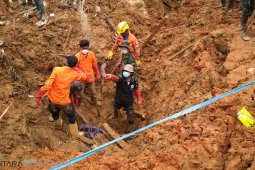 SAR gabungan kembali temukan jasad korban longsor