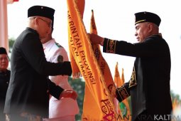 Berau Lagi-lagi Raih Panji Keberhasilan Pembangunan Bidang DPMPD
