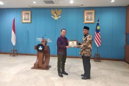 Indonesia dan Malaysia jajaki pertukaran guru