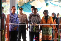 Bupati kunjungi Puskesmas Kurau