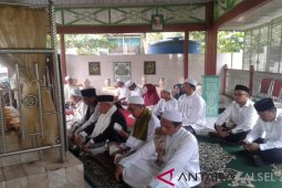Ziarah ke makam pendiri NU Kalsel