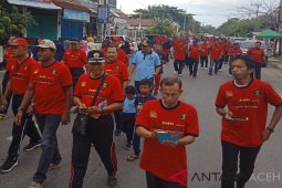 Ratusan warga ikuti jalan santai bersama Imigrasi Meulaboh