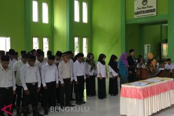KPU Mukomuko lantik PAW anggota penyelenggara Pemilu