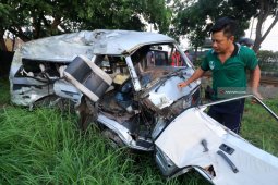 Kecelakaan di Perlintasan KA Pasuruan