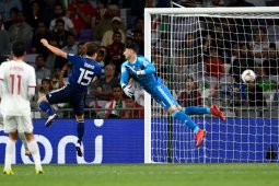 Osaka cetak dua gol bantu Jepang lumat Iran 3-0