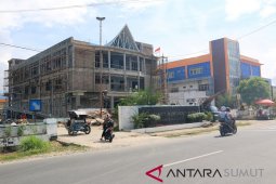 Proyek pembangunan gedung baru RSUD Pandan molor