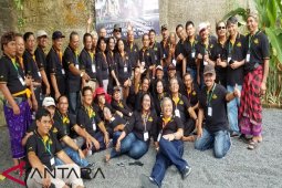 Alumni SMPN1 Bangli angkatan 1968 gelar reuni