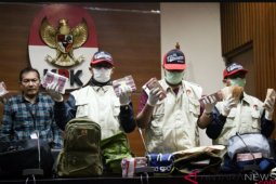 KPK sita Rp200 juta-deposito Rp1 miliar dari rumah tersangka proyek SPAM