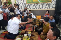 Pemkot Sibolga upah-upah Ketua DPRD