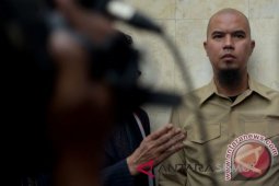 Ahmad Dhani minta penangguhan penahanan