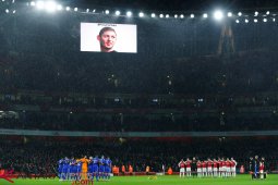 Di Tengah Haru-biru Mengenang Sala, Arsenal Mengalahkan Cardiff 2-1