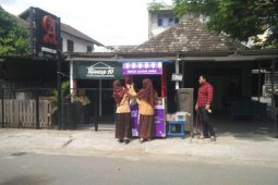 EOC Aceh galang donasi nasi bungkus gratis