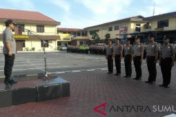 Wakapolrestabes Medan pimpin upacara kenaikan pangkat 154 personel