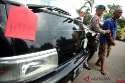 Polisi ungkap kasus penipuan modus jual-beli mobil  mewah