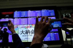 Saham Tokyo ditutup lebih tinggi ditopang kemajuan vaksin