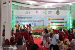 Ibu Negara bersama OASE KK sosialisasi IVA test di PT Kahatex