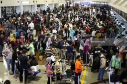 11 penerbangan terganggu akibat kerusakan landasan pacu Bandara Juanda