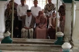 KH Ma'ruf Amin ziarah ke makam kakek Bung Hatta
