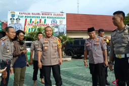 Ditlantas provides Umrah and a Singapore tour gift at Millennial Road Safety Festival