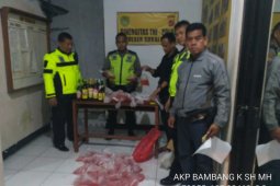 Ratusan botol miras oplosan diamankan