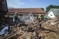Pasca banjir bandang pasir jati