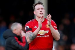 Phil Jones: MU jadi bahan tertawaan di bawah Mourinho