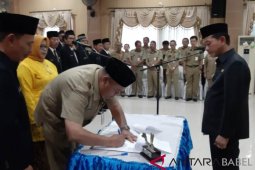 Bupati Bangka lantik kepala sekolah dan pengawas