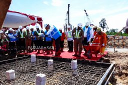 Belasan PLTMG dibangun di Papua dan Papua Barat